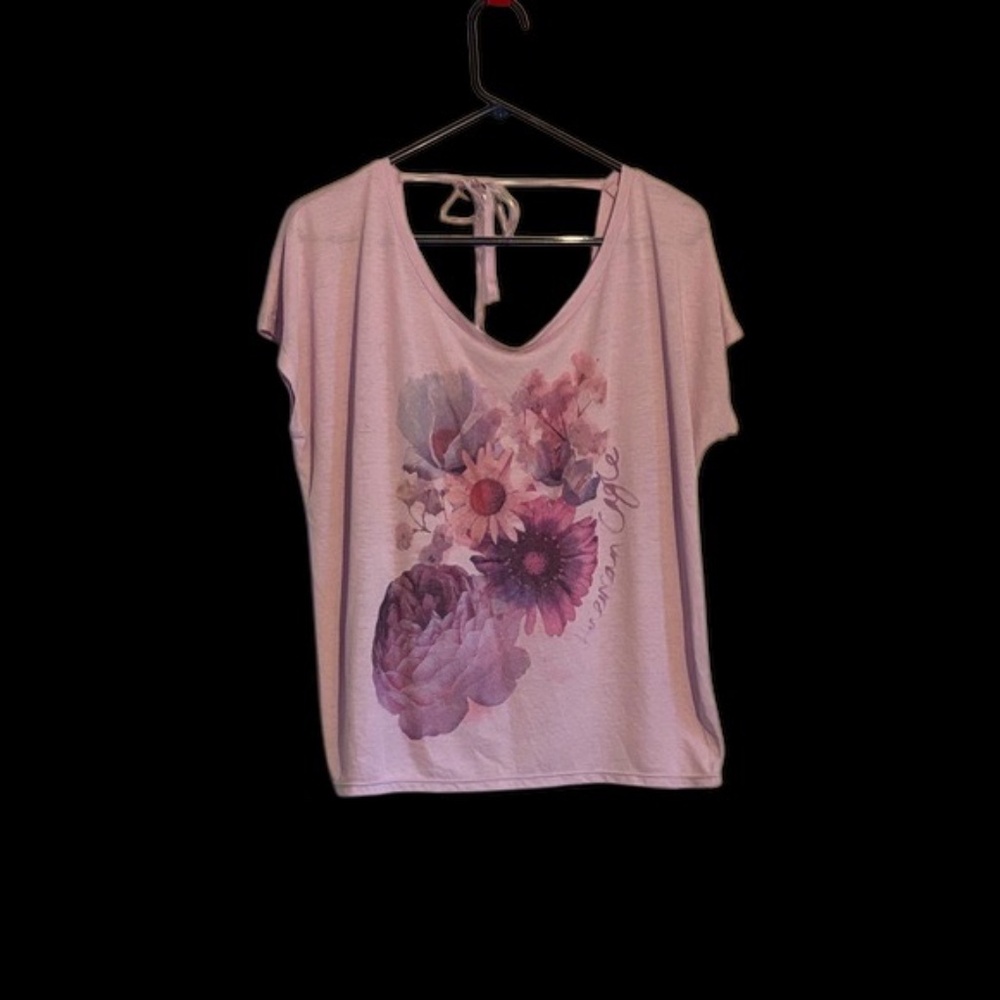 NWOT-American Eagle Outfitters Lavender Floral Short Sleeve Tee
